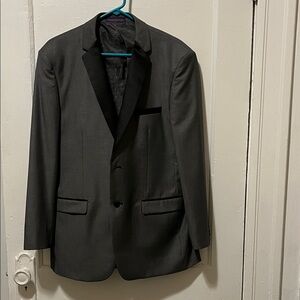 Elegant Gray Men's Blazer